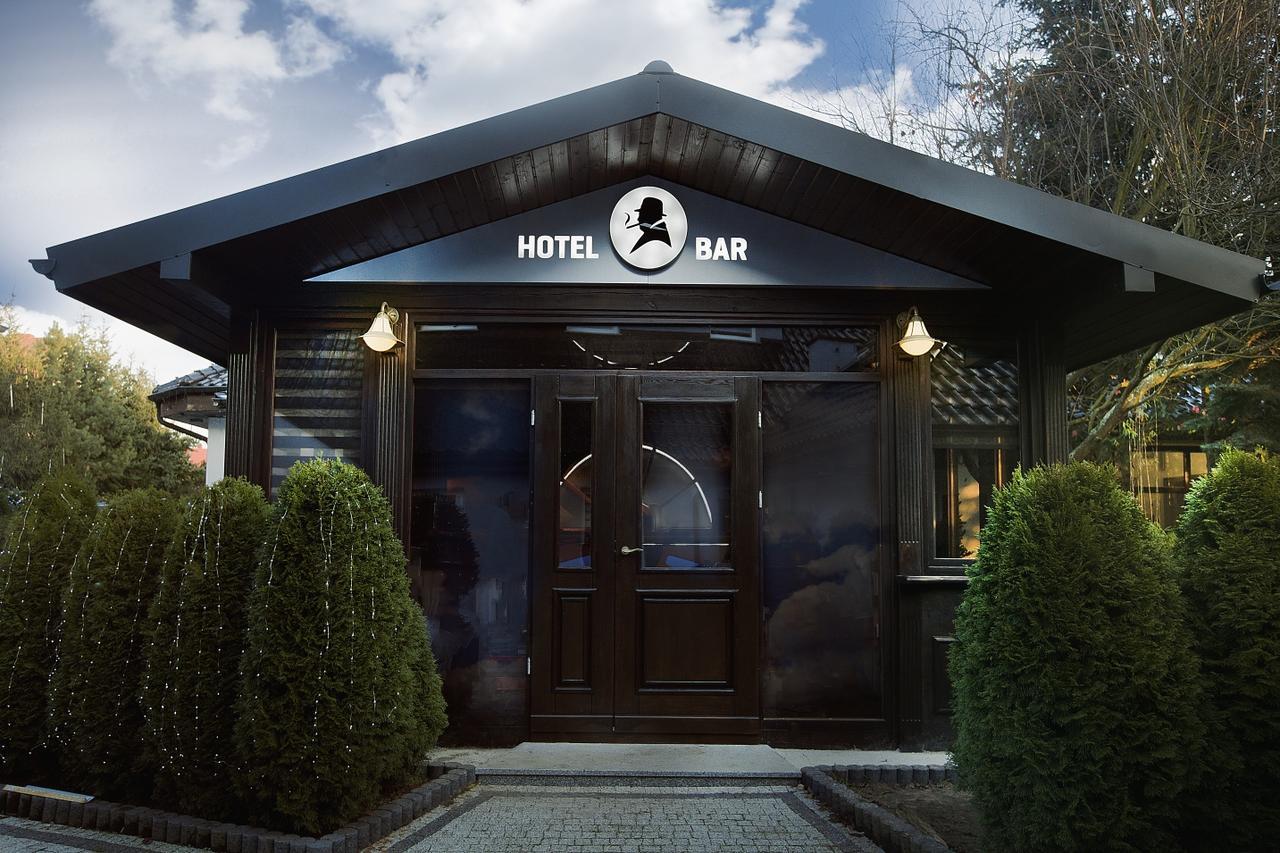 Hotel Inter Bielany Wrocławskie Exterior foto